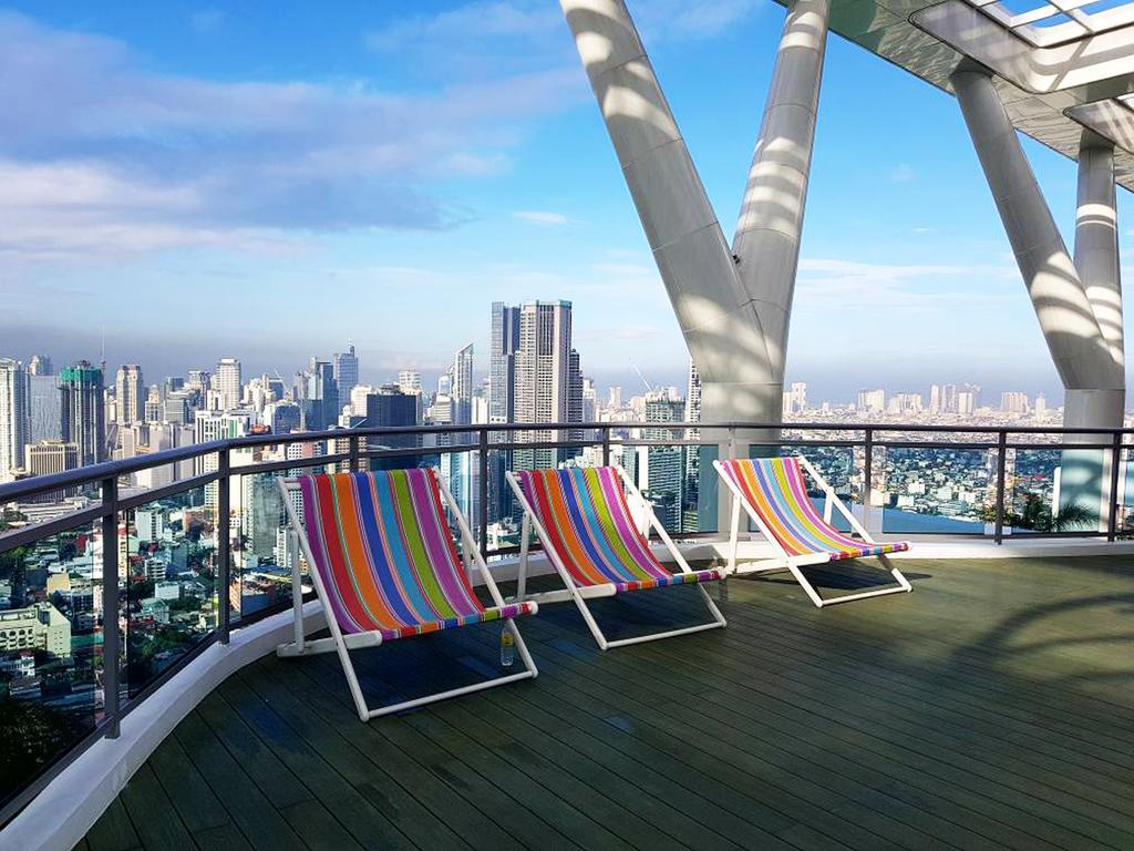 Modern Luxury Lower Penthouse Unit Manila Exterior foto